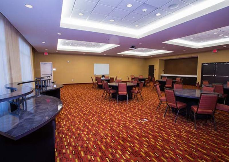 Courtyard By Marriott Lubbock Downtown/University Area Екстериор снимка