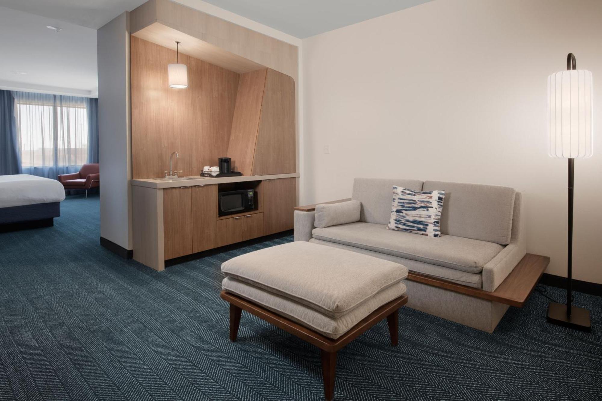 Courtyard By Marriott Lubbock Downtown/University Area Екстериор снимка