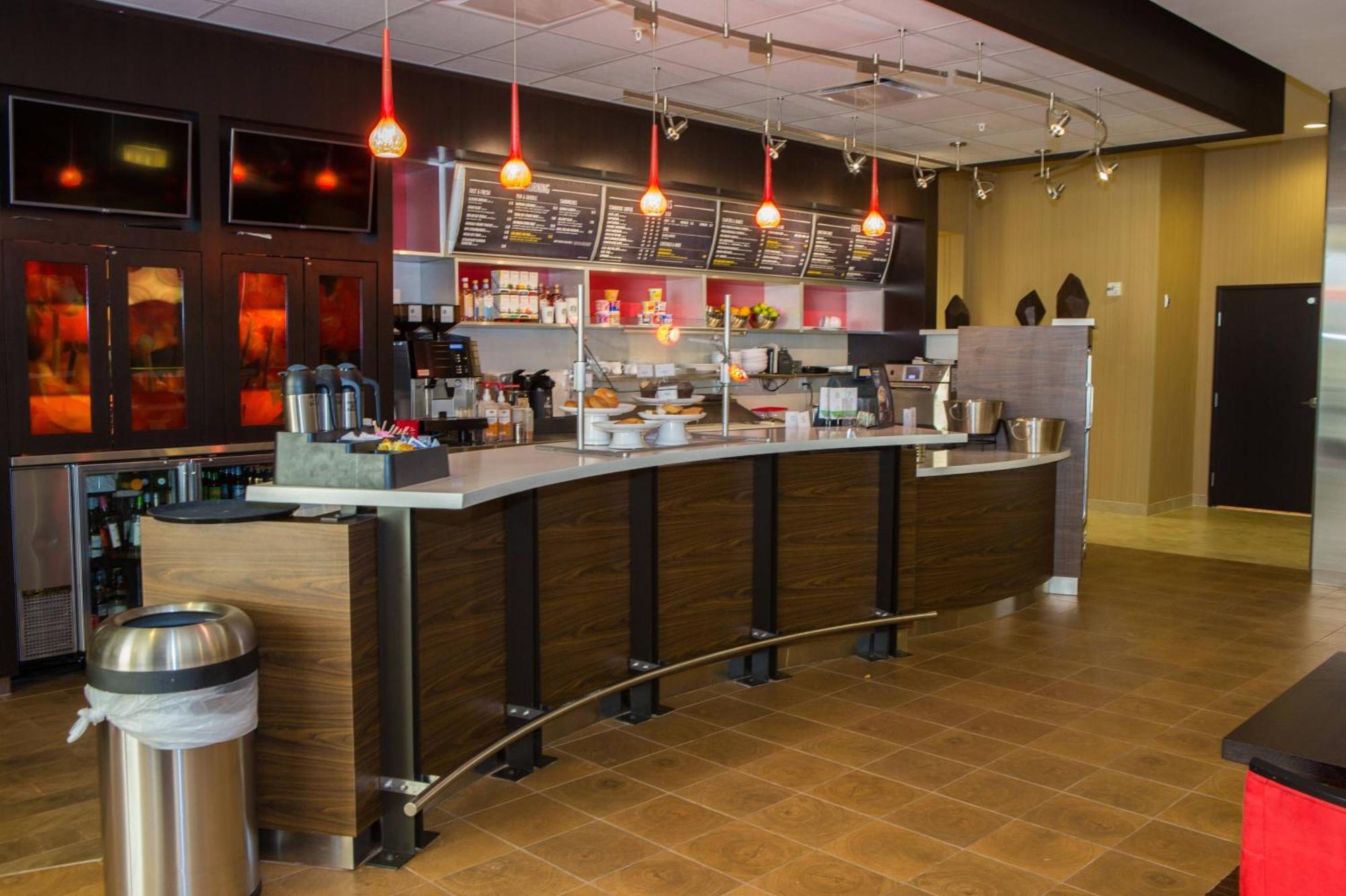 Courtyard By Marriott Lubbock Downtown/University Area Екстериор снимка